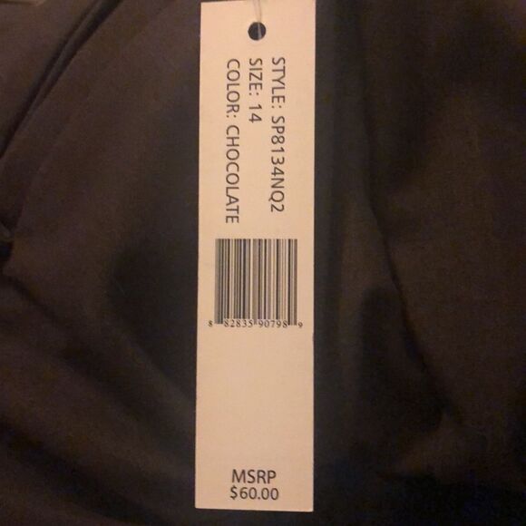 LARRY LEVINE Women’s Slacks Size 14 Curvy in the Thigh/Hip Hourglass Silhouette - Picture 5 of 5